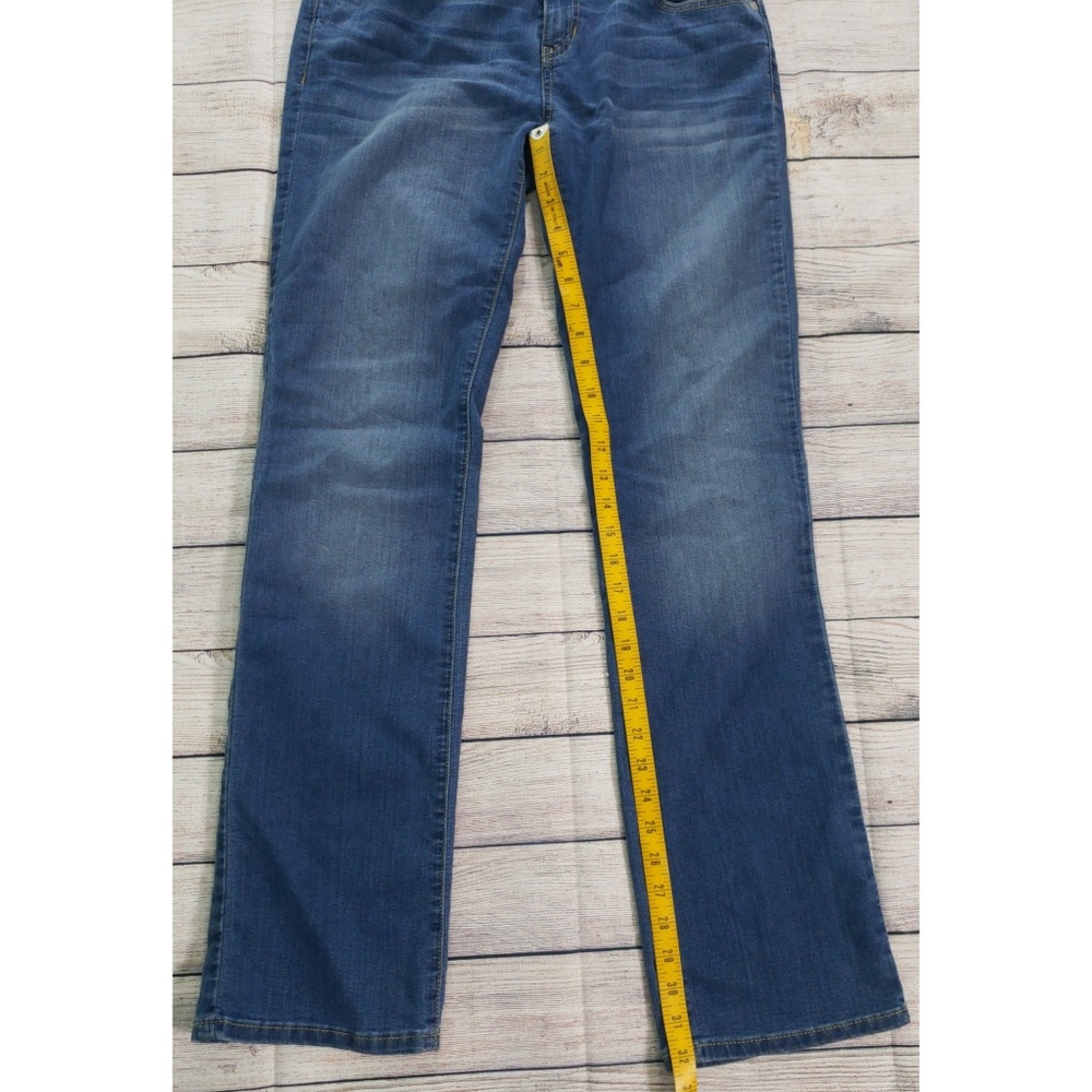 Guess Bootcut Jean's - Picture 3 of 6